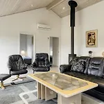 4 Star Holiday Home In Vaeggerlose