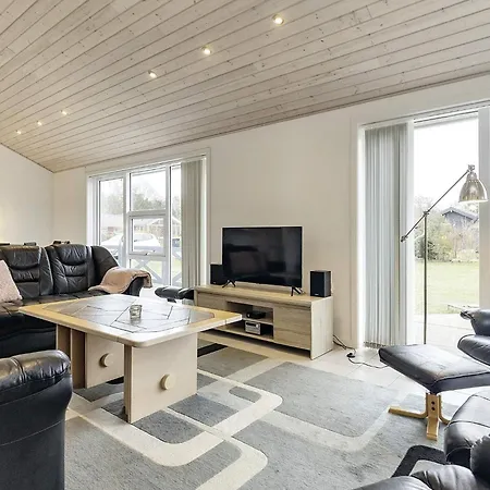 Дом отдыха 8 Person In Vaeggerlose-by Traum Boto By