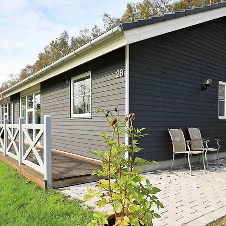 4 Star Holiday Home In Vaeggerlose *