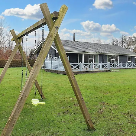 8 Person In Vaeggerlose-by Traum * Boto By